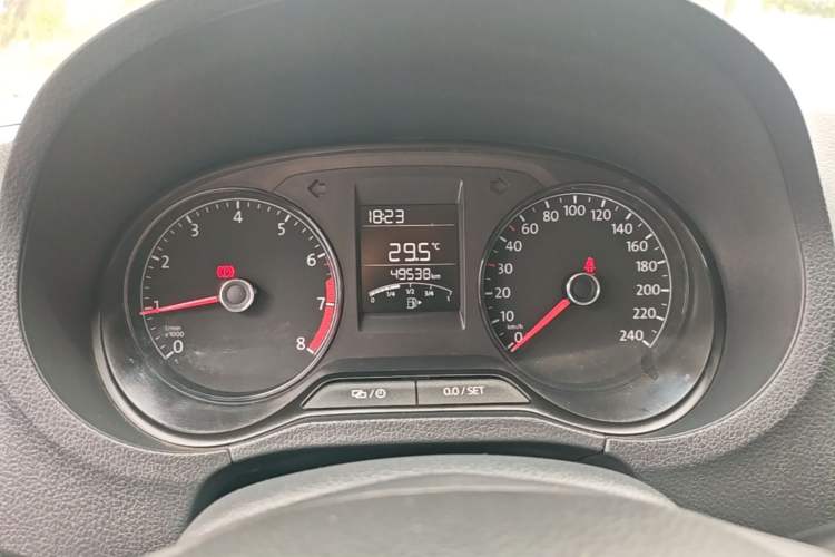 Used Volkswagen Polo 2016 1.4L Manual Fashion Model Instrument Cluster