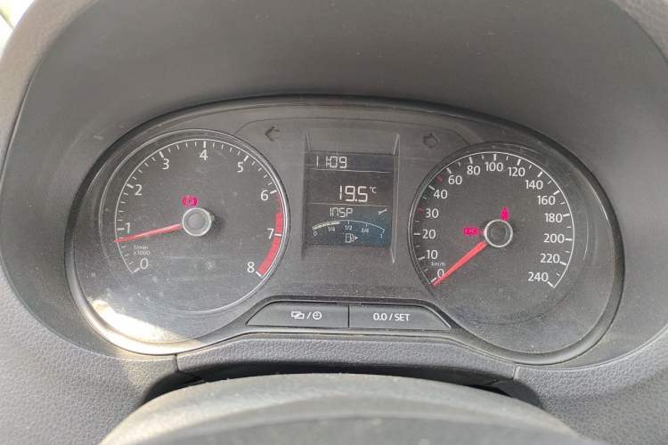 Used Volkswagen Polo 2016 1.4L Manual Fashion Model Instrument Cluster