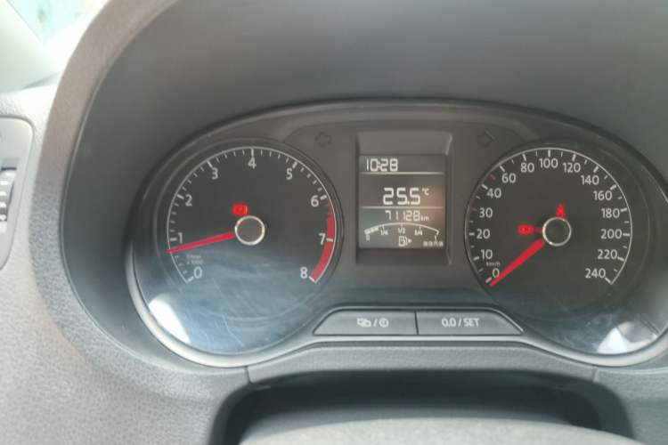Used Volkswagen Polo 2016 1.4L Manual Fashion Model Instrument Cluster