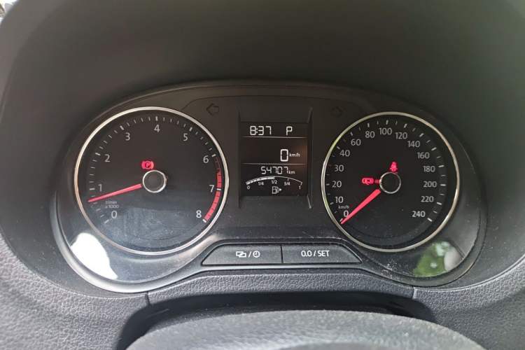 Used Volkswagen Polo 2016 1.6L Automatic Comfort Model Instrument Cluster