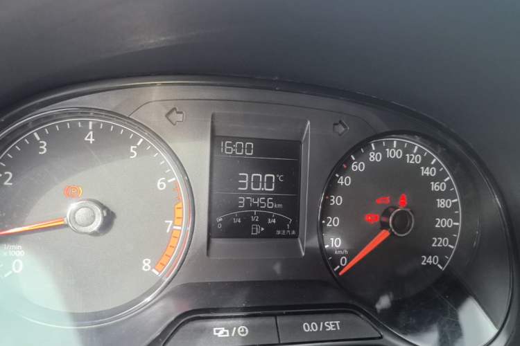 Used Volkswagen Polo 2016 1.4L Manual Fashion Model Instrument Cluster