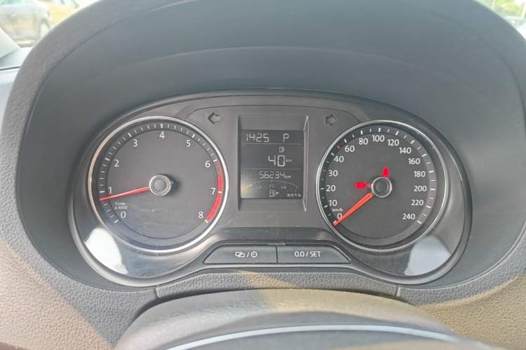 Used Volkswagen Polo 2016 1.6L Automatic Comfort Model Instrument Cluster