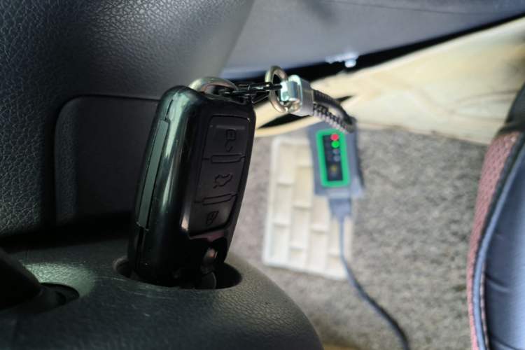 Used Volkswagen Polo 2016 1.6L Automatic Comfort Model Interior 1
