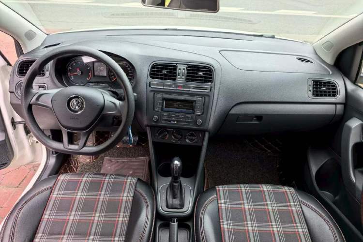 Used Volkswagen Polo 2016 1.4L Automatic Trendy Model Interior 2