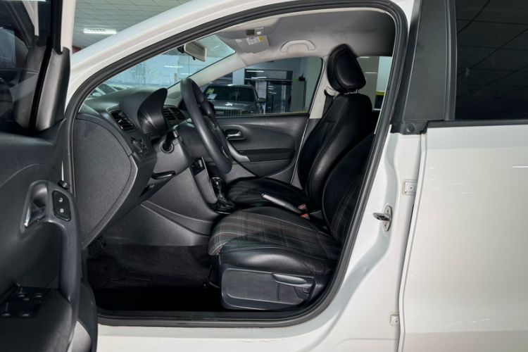Used Volkswagen Polo 2016 1.4L Automatic Trendy Model Interior 6