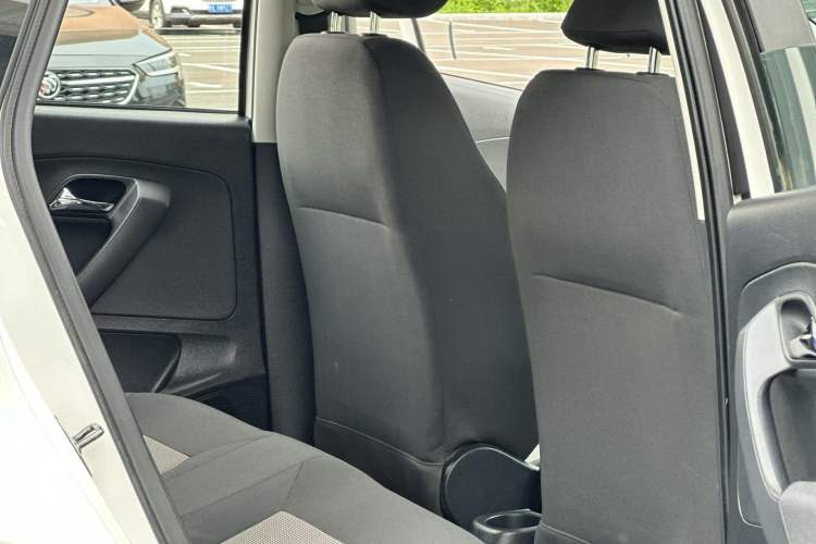 Used Volkswagen Polo 2016 1.4L Automatic Trendy Model Interior 6