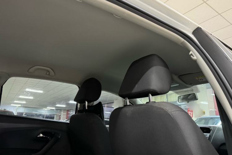 Used Volkswagen Polo 2016 1.4L Automatic Trendy Model Interior 9