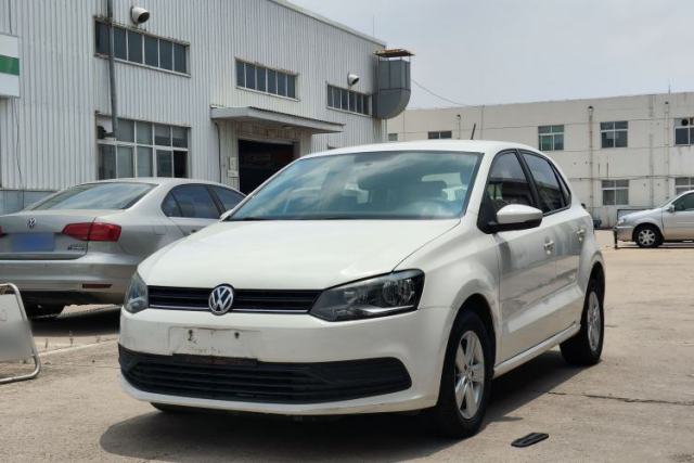 Used Volkswagen Polo 2016 1.4L Manual Fashion Model