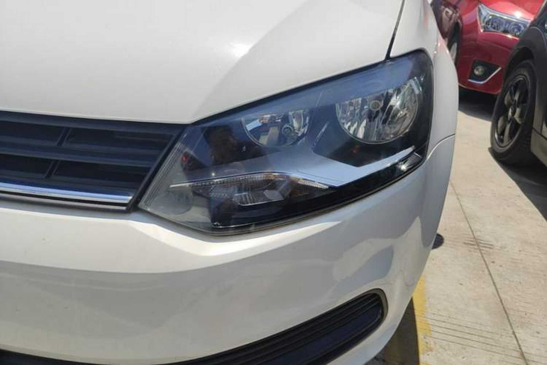 Used Volkswagen Polo 2016 1.4L Automatic Trendy Model Left Front Headlight