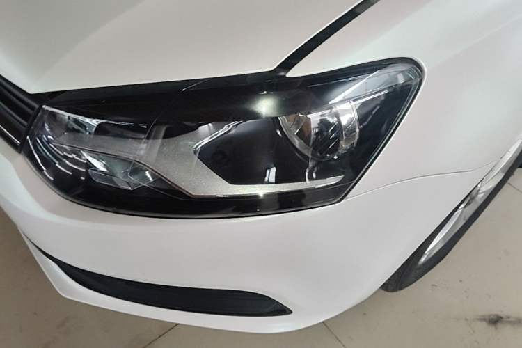 Used Volkswagen Polo 2016 1.4L Automatic Trendy Model Left Front Headlight