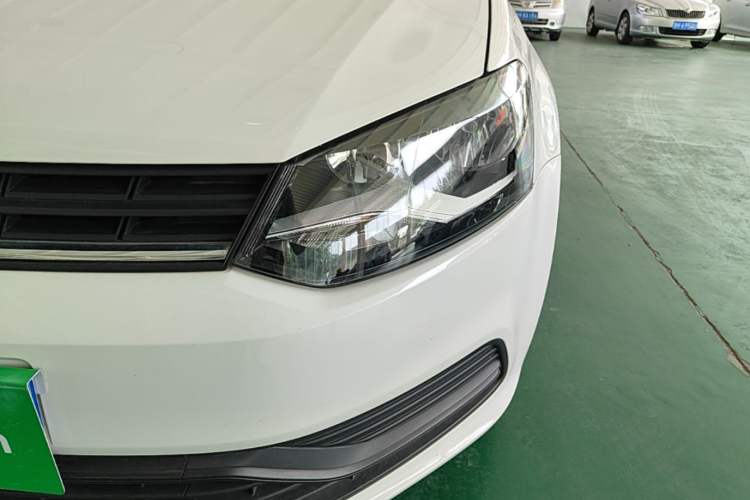 Used Volkswagen Polo 2016 1.4L Automatic Trendy Model Left Front Headlight