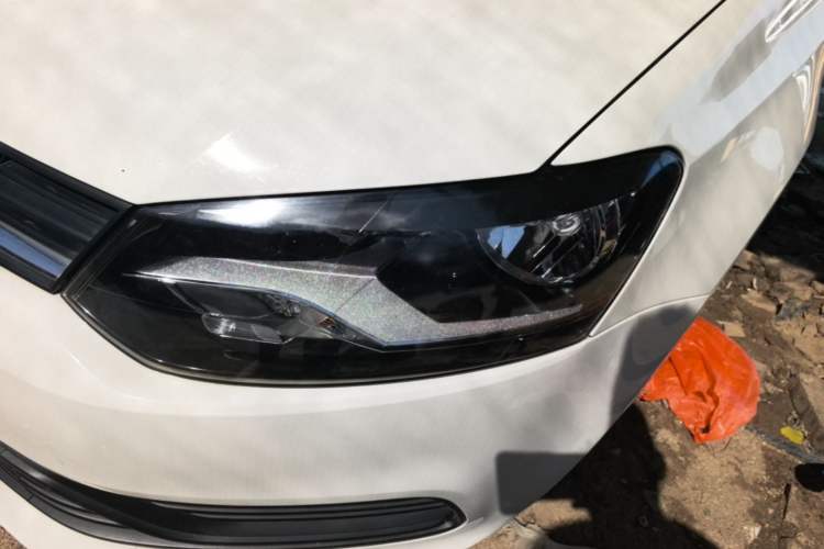 Used Volkswagen Polo 2016 1.4L Manual Fashion Model Left Front Headlight