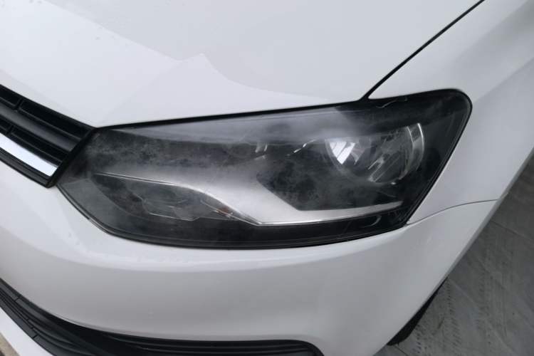 Used Volkswagen Polo 2016 1.4L Automatic Trendy Model Left Front Headlight