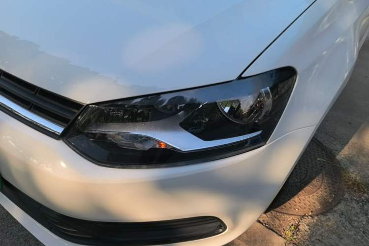 Used Volkswagen Polo 2016 1.4L Automatic Trendy Model Left Front Headlight