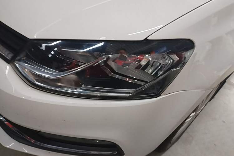 Used Volkswagen Polo 2016 1.6L Automatic Comfort Model Left Front Headlight