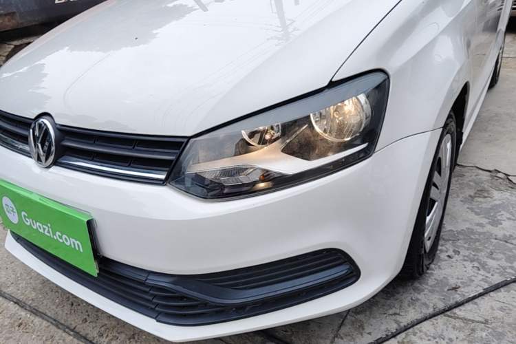 Used Volkswagen Polo 2016 1.4L Automatic Trendy Model Left Front Headlight