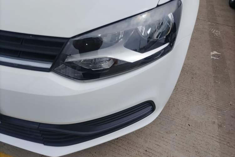 Used Volkswagen Polo 2016 1.4L Automatic Trendy Model Left Front Headlight