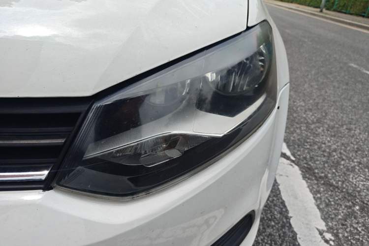Used Volkswagen Polo 2016 1.4L Automatic Trendy Model Left Front Headlight