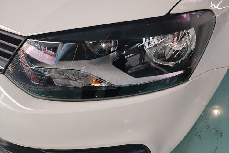 Used Volkswagen Polo 2016 1.4L Automatic Trendy Model Left Front Headlight
