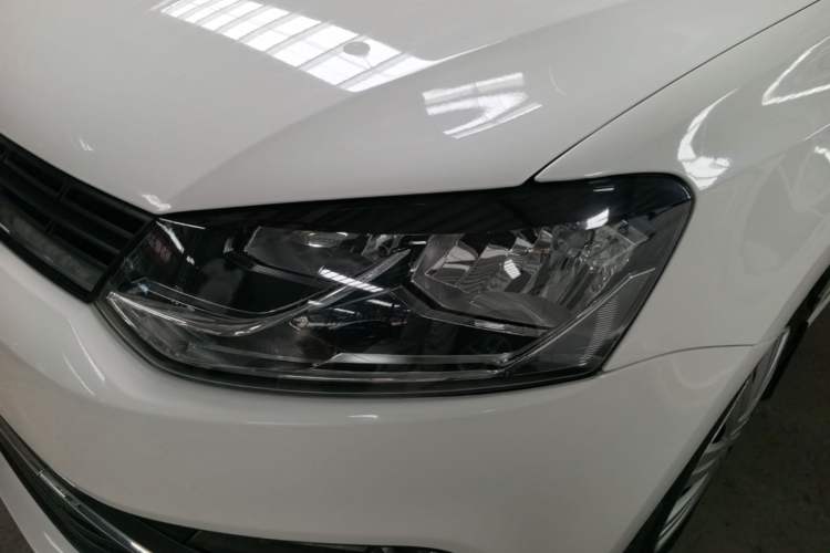 Used Volkswagen Polo 2016 1.6L Automatic Comfort Model Left Front Headlight