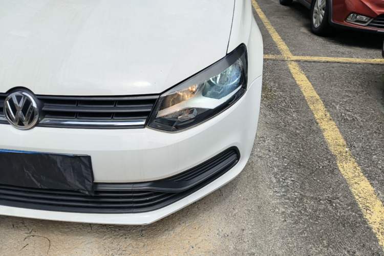 Used Volkswagen Polo 2016 1.4L Automatic Trendy Model Left Front Headlight