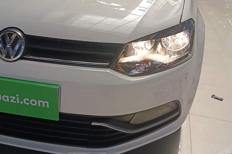 Used Volkswagen Polo 2016 1.4L Automatic Trendy Model Left Front Headlight