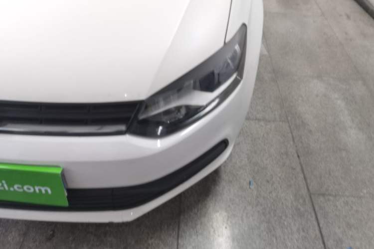 Used Volkswagen Polo 2016 1.4L Manual Fashion Model Left Front Headlight