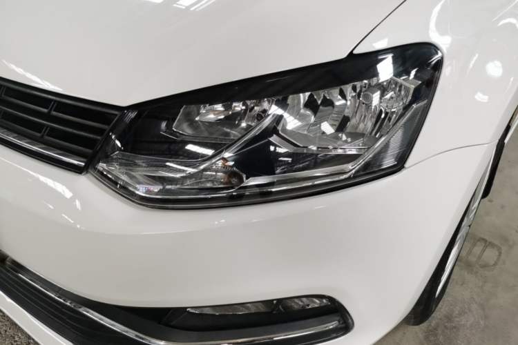 Used Volkswagen Polo 2016 1.6L Automatic Comfort Model Left Front Headlight