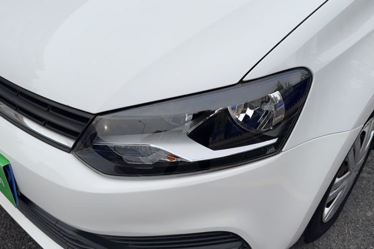 Used Volkswagen Polo 2016 1.4L Automatic Trendy Model Left Front Headlight