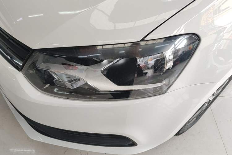 Used Volkswagen Polo 2016 1.4L Automatic Trendy Model Left Front Headlight