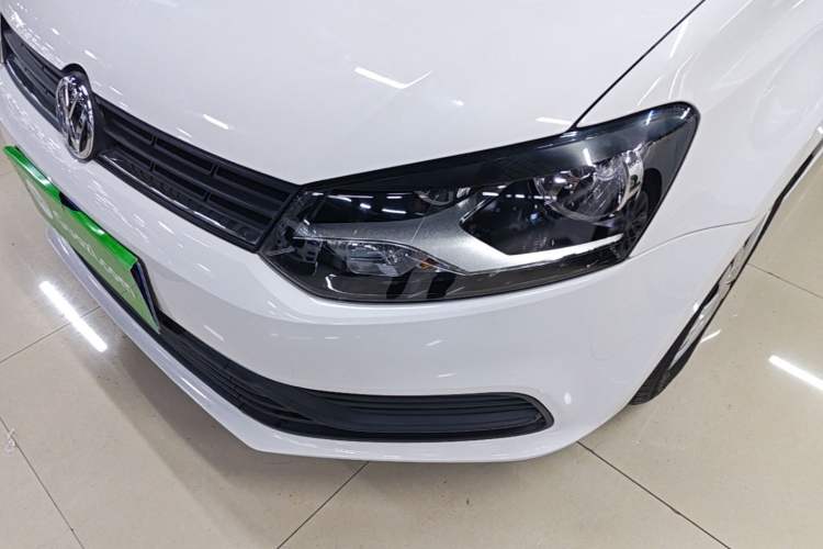 Used Volkswagen Polo 2016 1.4L Automatic Trendy Model Left Front Headlight