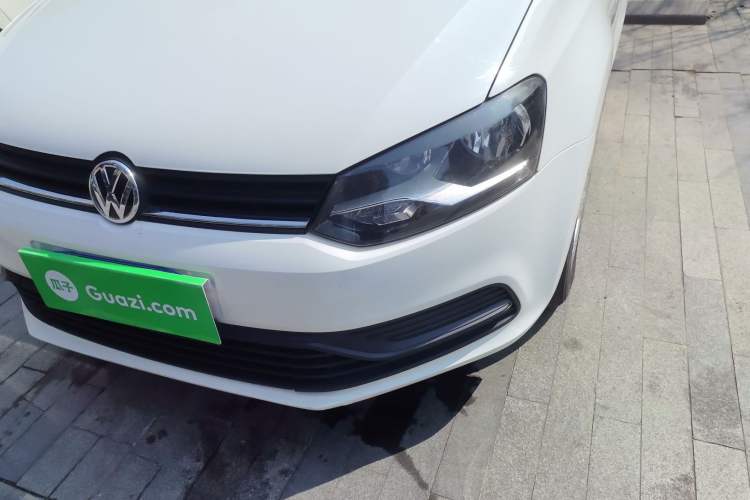 Used Volkswagen Polo 2016 1.4L Automatic Trendy Model Left Front Headlight