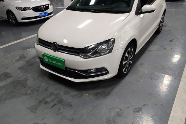 Used Volkswagen Polo 2016 1.6L Automatic Comfort Model Left Front Headlight