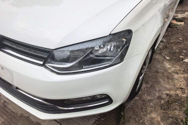 Used Volkswagen Polo 2016 1.6L Automatic Comfort Model Left Front Headlight