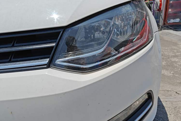 Used Volkswagen Polo 2016 1.6L Automatic Comfort Model Left Front Headlight