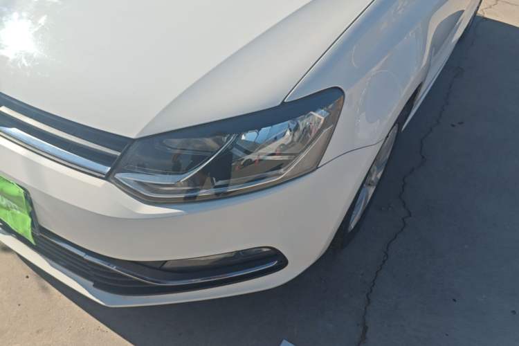 Used Volkswagen Polo 2016 1.6L Automatic Comfort Model Left Front Headlight