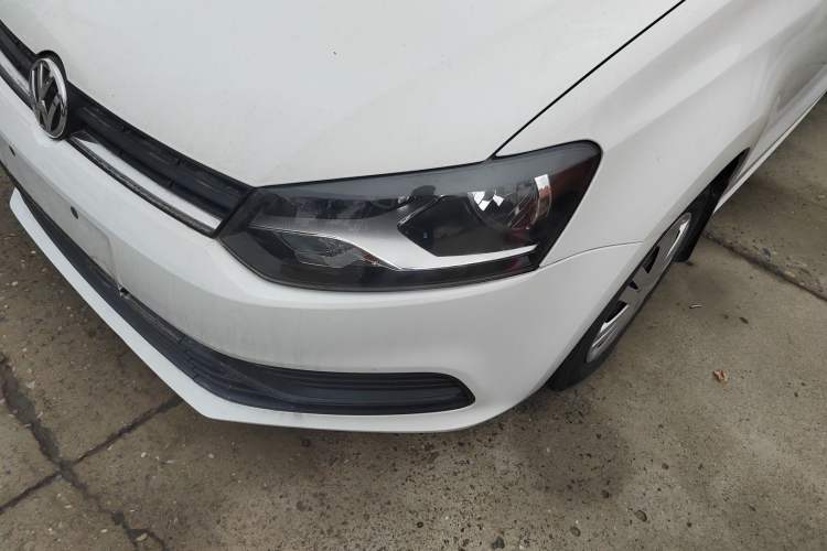 Used Volkswagen Polo 2016 1.4L Automatic Trendy Model Left Front Headlight