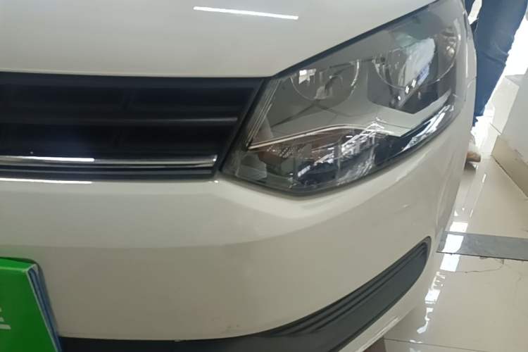 Used Volkswagen Polo 2016 1.4L Automatic Trendy Model Left Front Headlight