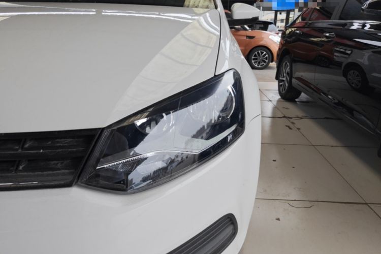 Used Volkswagen Polo 2016 1.4L Automatic Trendy Model Left Front Headlight