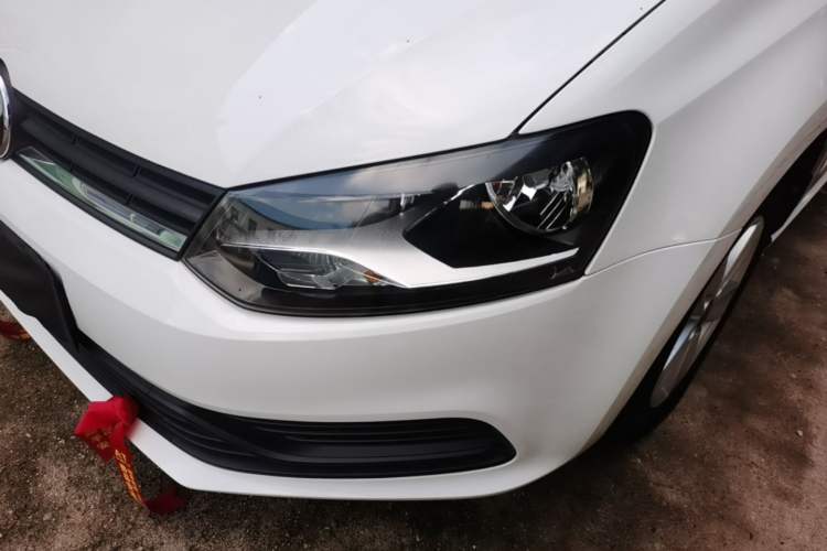 Used Volkswagen Polo 2016 1.4L Manual Fashion Model Left Front Headlight