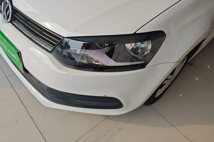 Used Volkswagen Polo 2016 1.4L Automatic Trendy Model Left Front Headlight