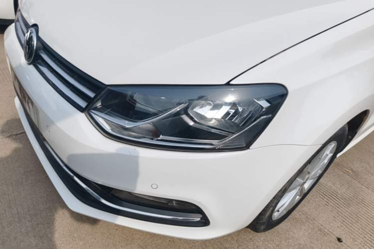 Used Volkswagen Polo 2016 1.6L Automatic Luxury Model Left Front Headlight