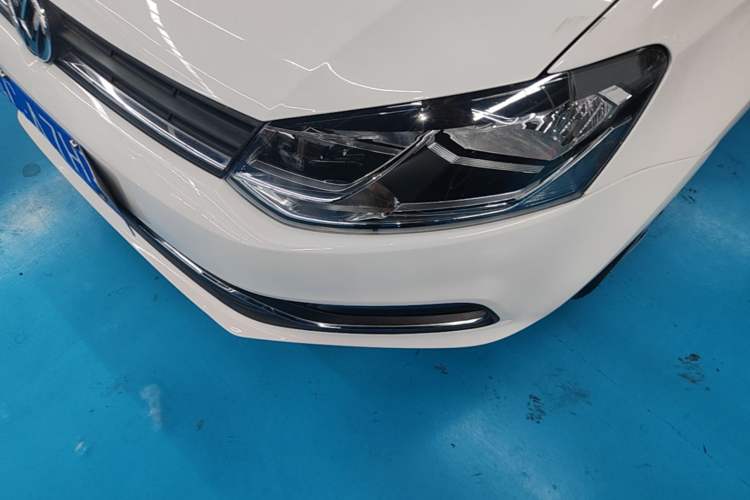 Used Volkswagen Polo 2016 1.6L Automatic Comfort Model Left Front Headlight