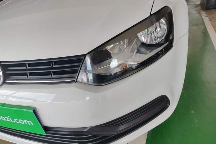 Used Volkswagen Polo 2016 1.4L Automatic Trendy Model Left Front Headlight
