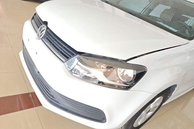 Used Volkswagen Polo 2016 1.4L Automatic Trendy Model Left Front Headlight