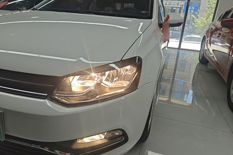 Used Volkswagen Polo 2016 1.6L Automatic Comfort Model Left Front Headlight