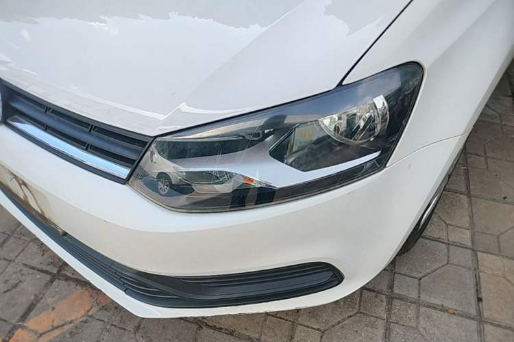 Used Volkswagen Polo 2016 1.4L Manual Fashion Model Left Front Headlight