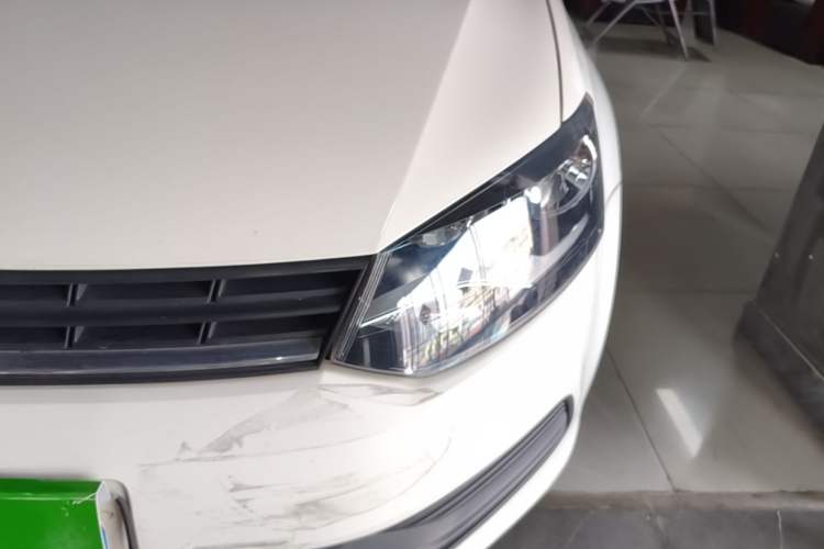 Used Volkswagen Polo 2016 1.4L Automatic Trendy Model Left Front Headlight