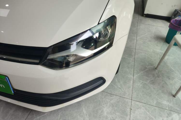 Used Volkswagen Polo 2016 1.4L Automatic Trendy Model Left Front Headlight