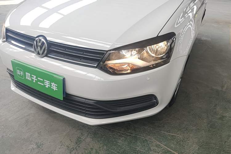 Used Volkswagen Polo 2016 1.4L Automatic Trendy Model Left Front Headlight